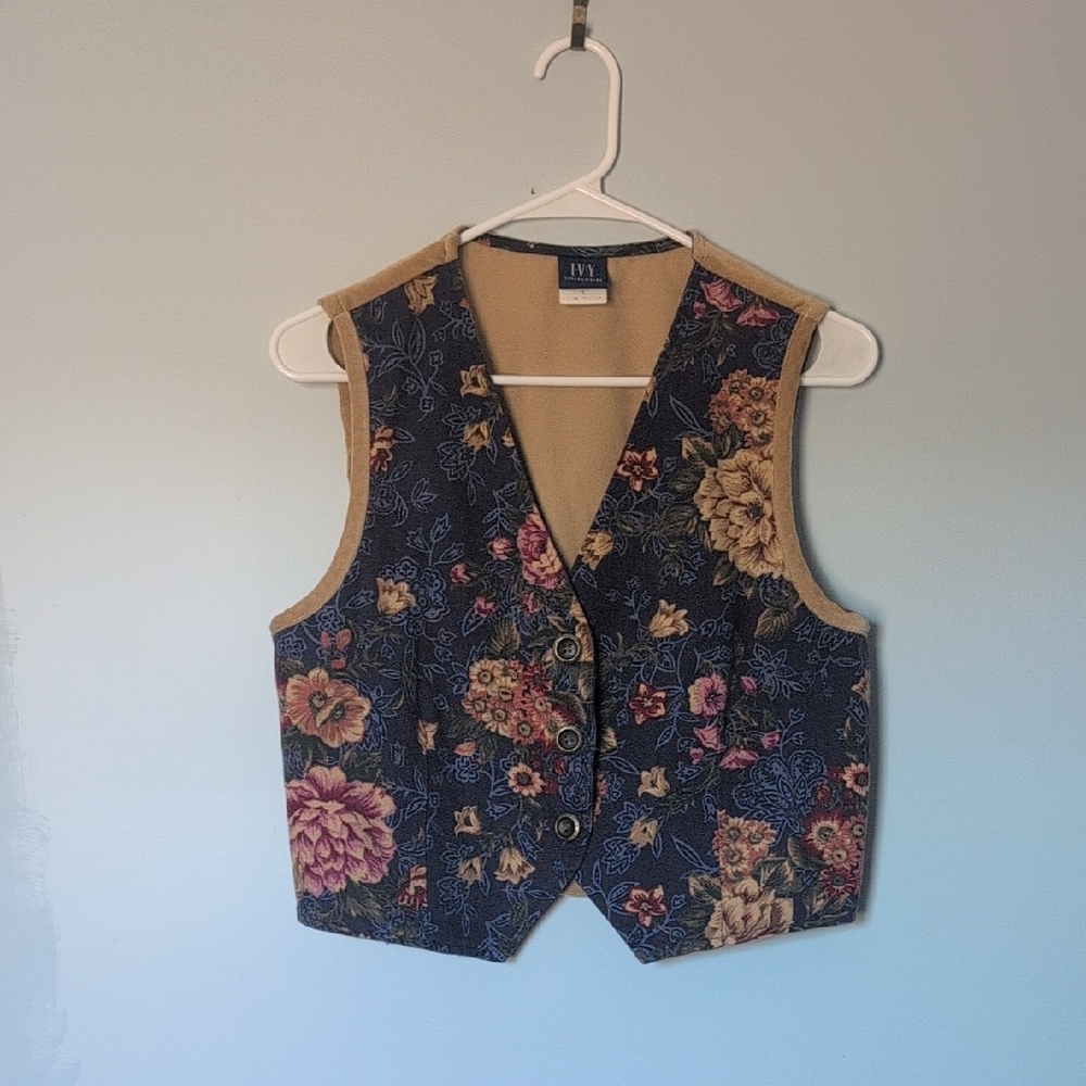 Vintage Floral Button-Up Vest